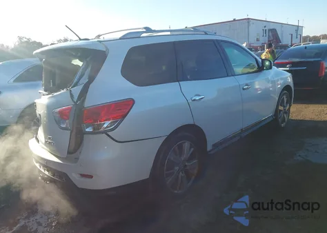 2015 Nissan Pathfinder Platinum z USA, uszkodzony, nr VIN 5N1AR2MM1FC699063